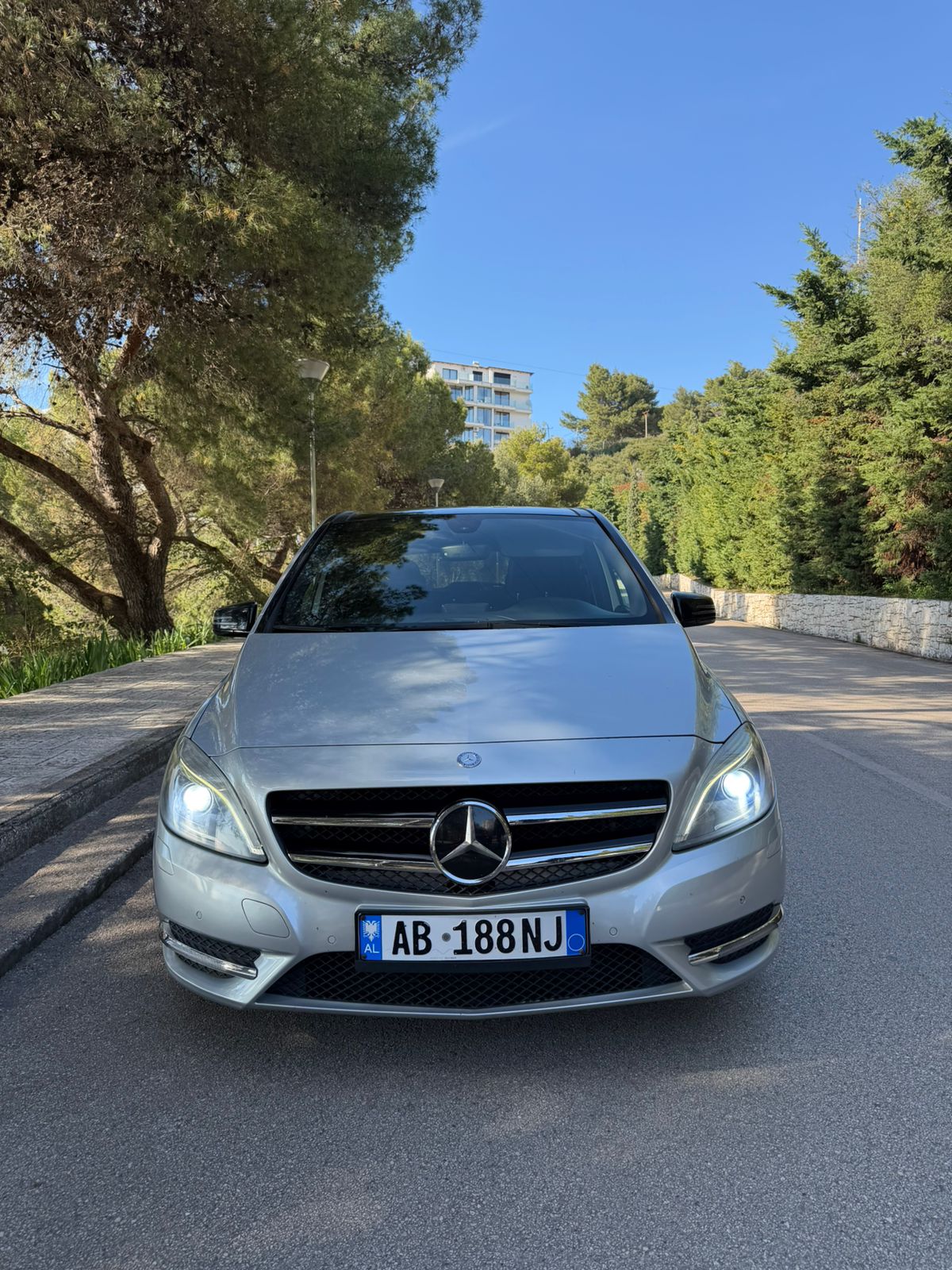 15bd7e67-ec0b-485a-a2c1-2960cc9f5176.jpg